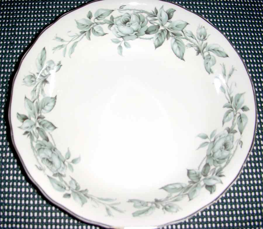 Fantasia Dinner Plate by Canonsburg-1