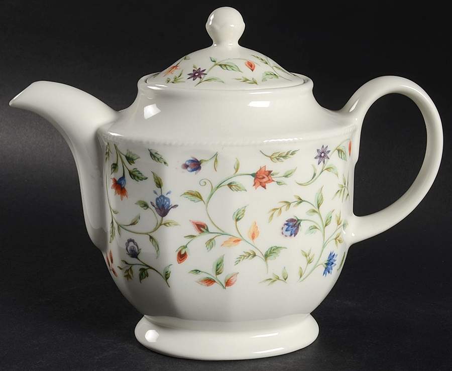 Belgravia Teapot & Lid by Churchill-1