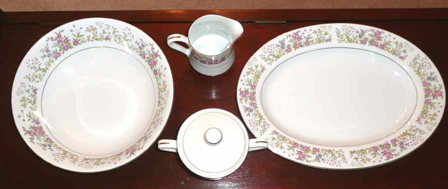 Milford 14" Oval Serving Platter by Crescent (Japan)-1
