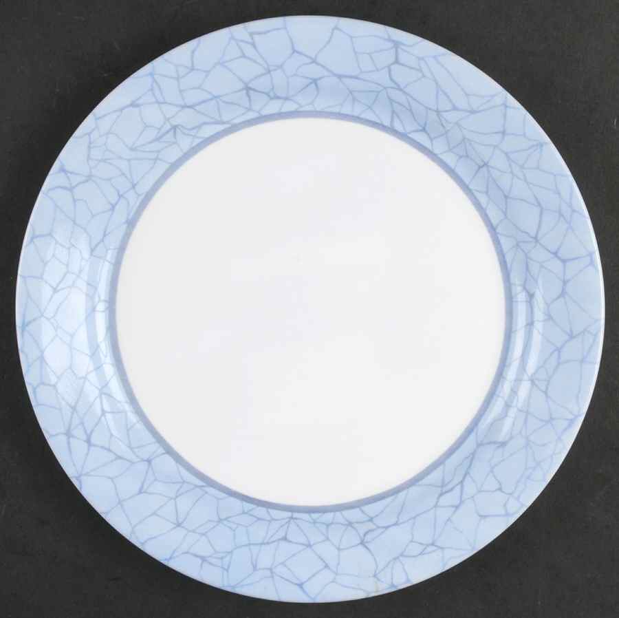 Blue Crackle Luncheon Plate by Corning Corelle-1