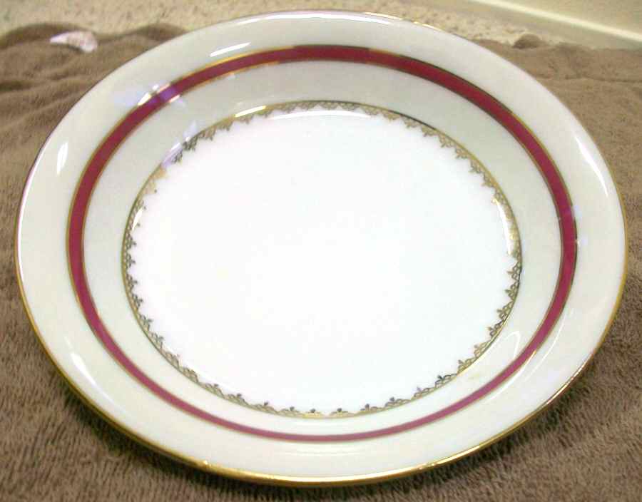 CHF1535 Dinner Plate by Charles Field Haviland-1