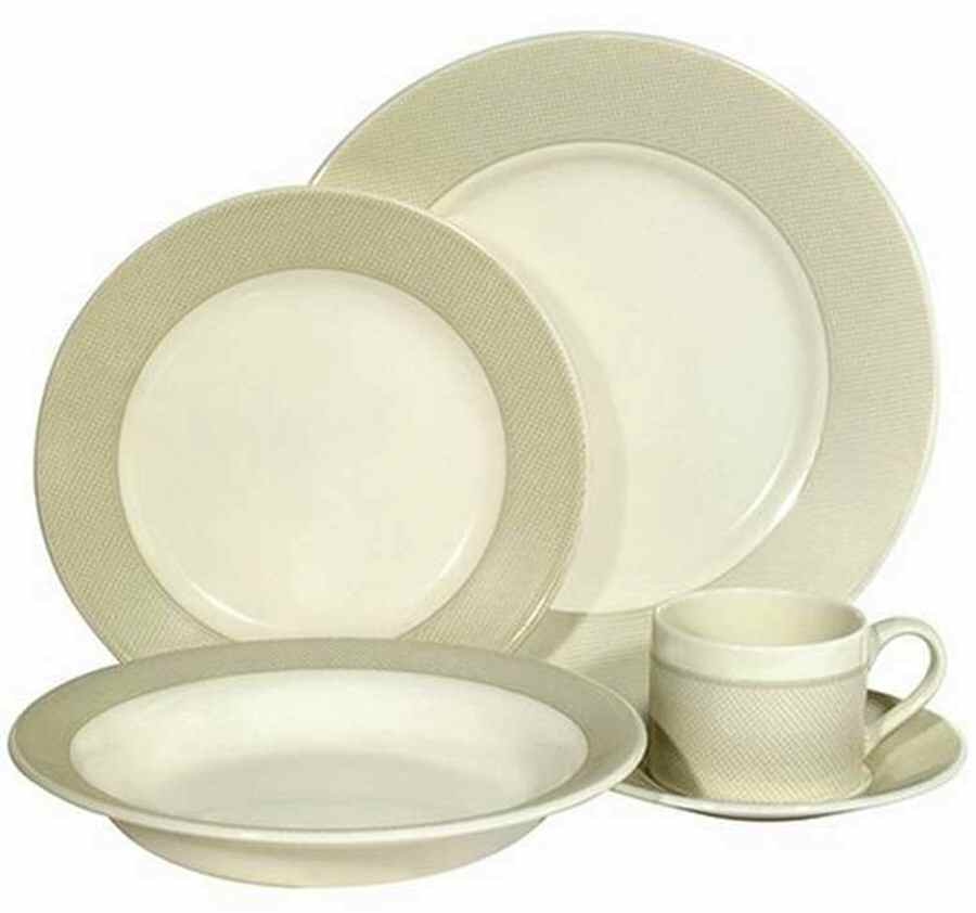 Chemise Dinner Plate by Corning Corelle-1