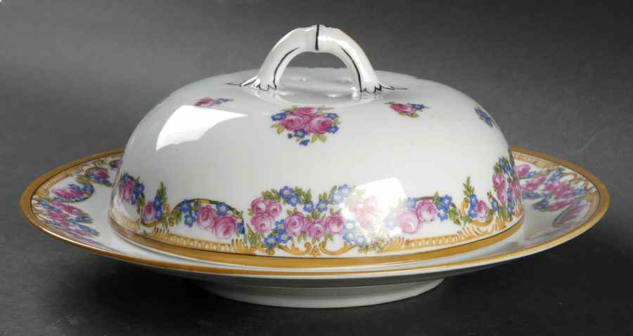 BWD907 Muffin Dish & Lid by Bawo & Dotter-1