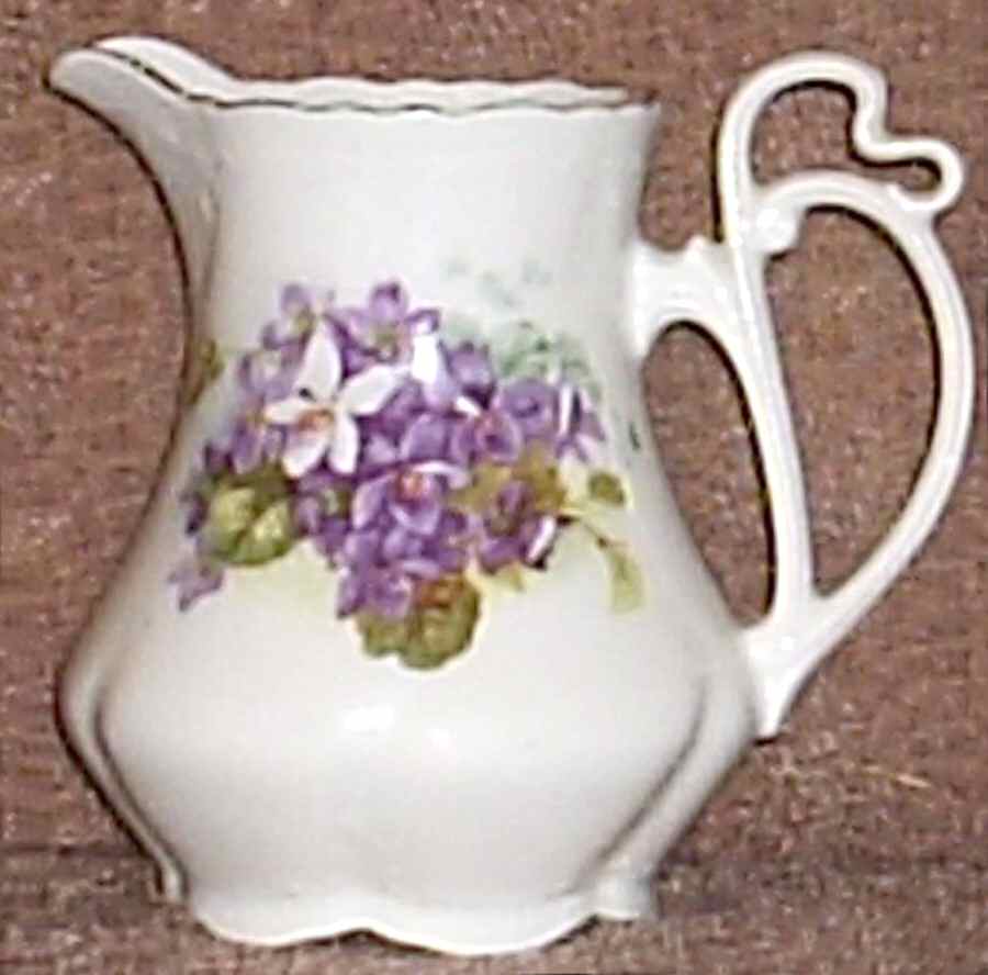 16549 Creamer by Carl Tielsch-1