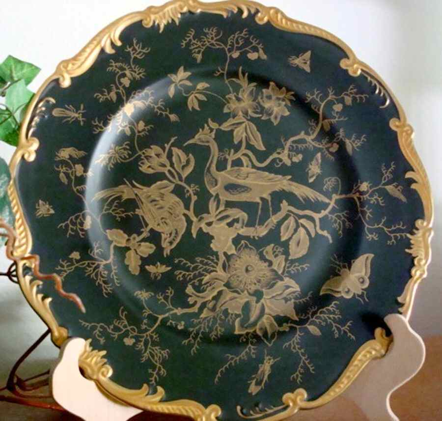 Cairo Gold on Black (Scalloped) Dinner Plate by Coalport-1