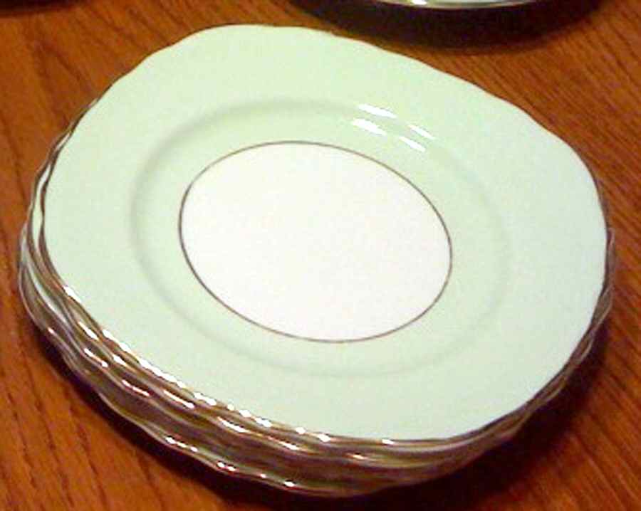 7471 Dessert/Pie Plate by Colclough-1