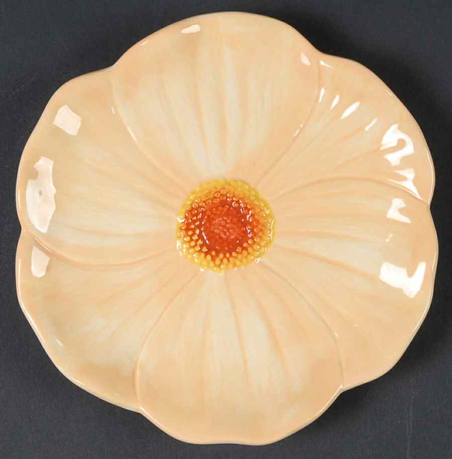 Flora Figural Canape Plate by Cindy Crawford Style-1