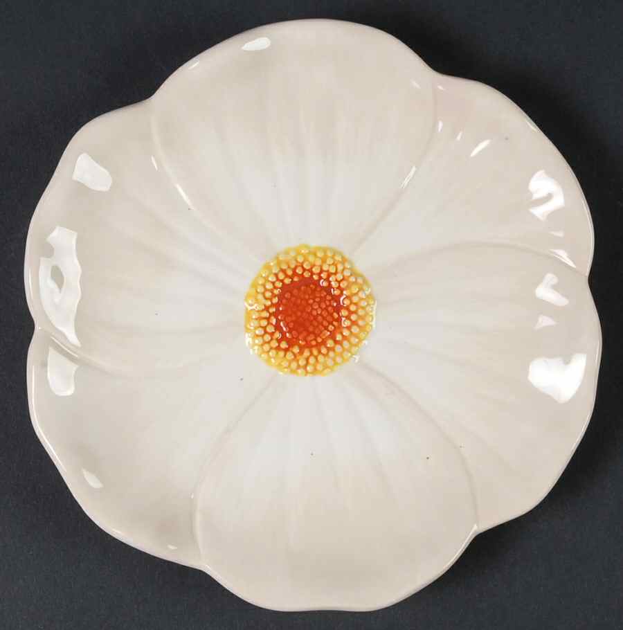 Flora Figural Canape Plate by Cindy Crawford Style-1