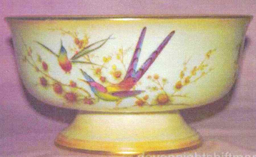 A1168 Centerpiece by Crown Ducal-1