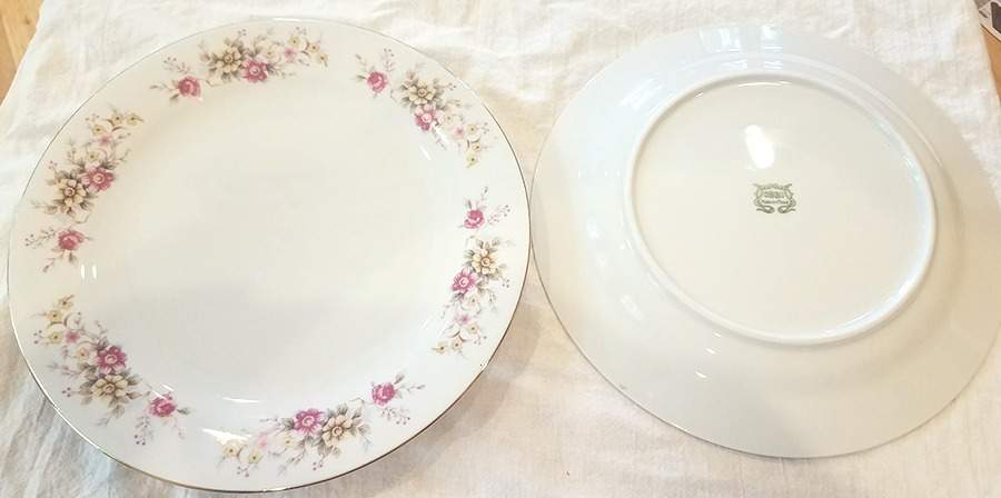 CX533 Dinner Plate by China (Made in China)-1