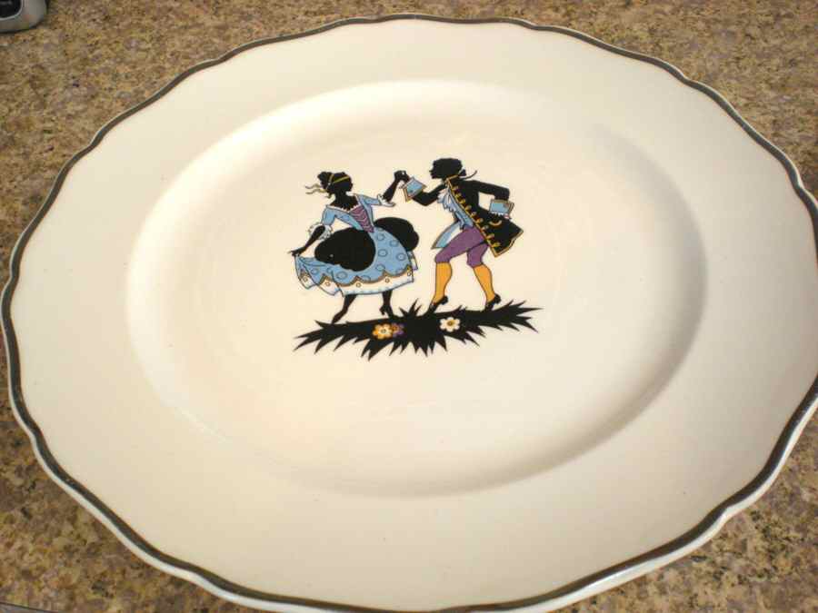 CAN244 Dinner Plate by Canonsburg-1