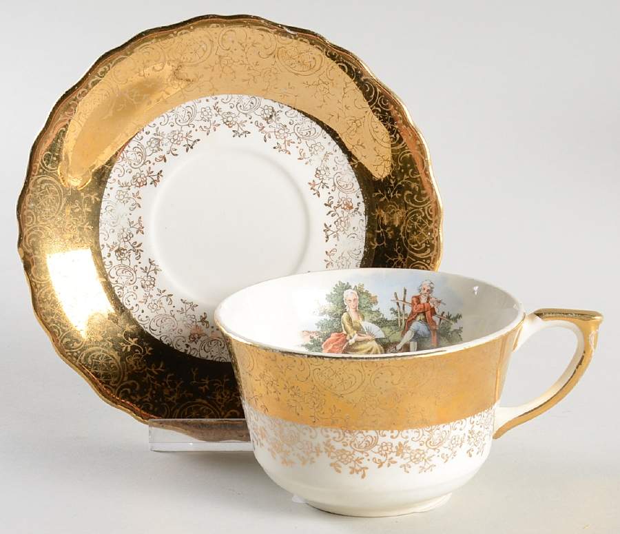 CAN246 Footed Cup & Saucer Set by Canonsburg-1