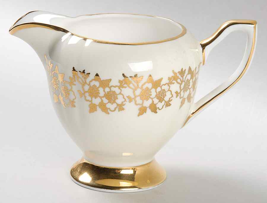 457 Creamer by Clare (England)-1