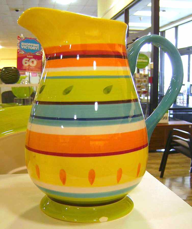 Summer 2010 Large Pitcher by China (Made in China)-1