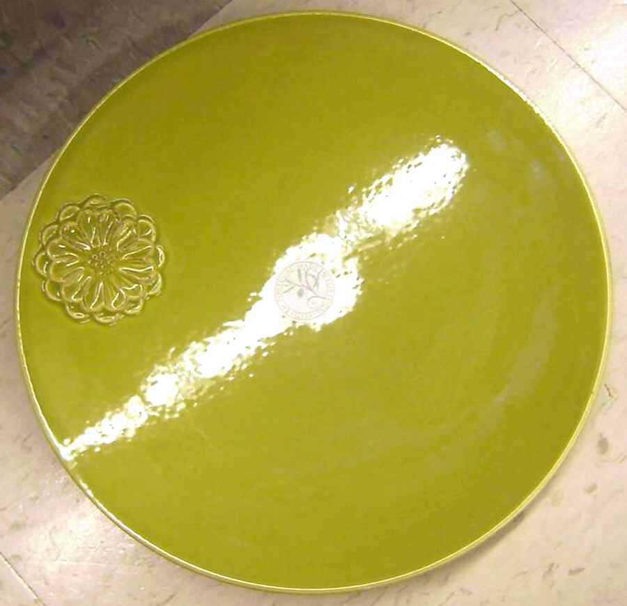 A2A3 Green Dinner Plate by Artistic Accents-1