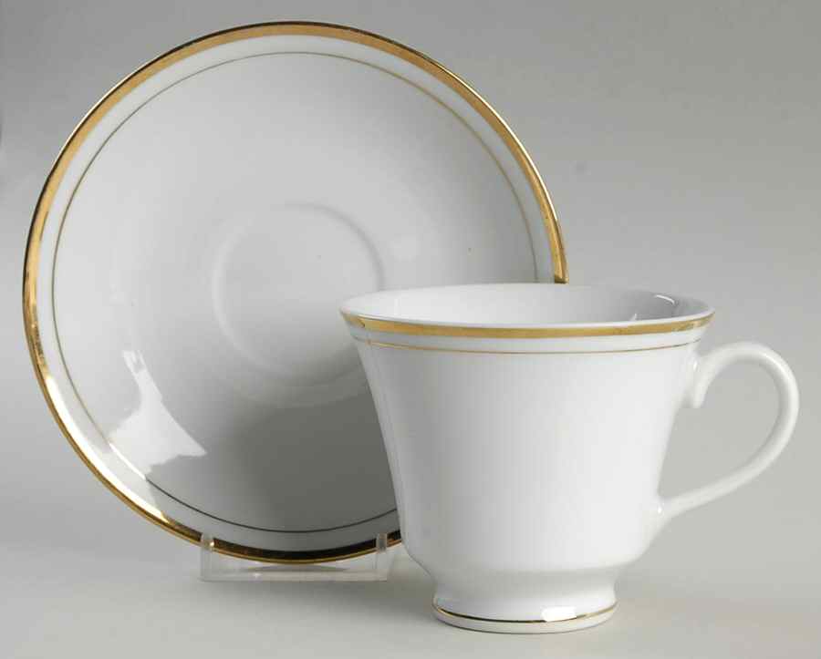 CX544 Footed Cup & Saucer Set by China (Made in China)-1