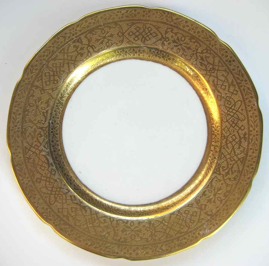 CSZ10 Dinner Plate by Crown Sutherland-1