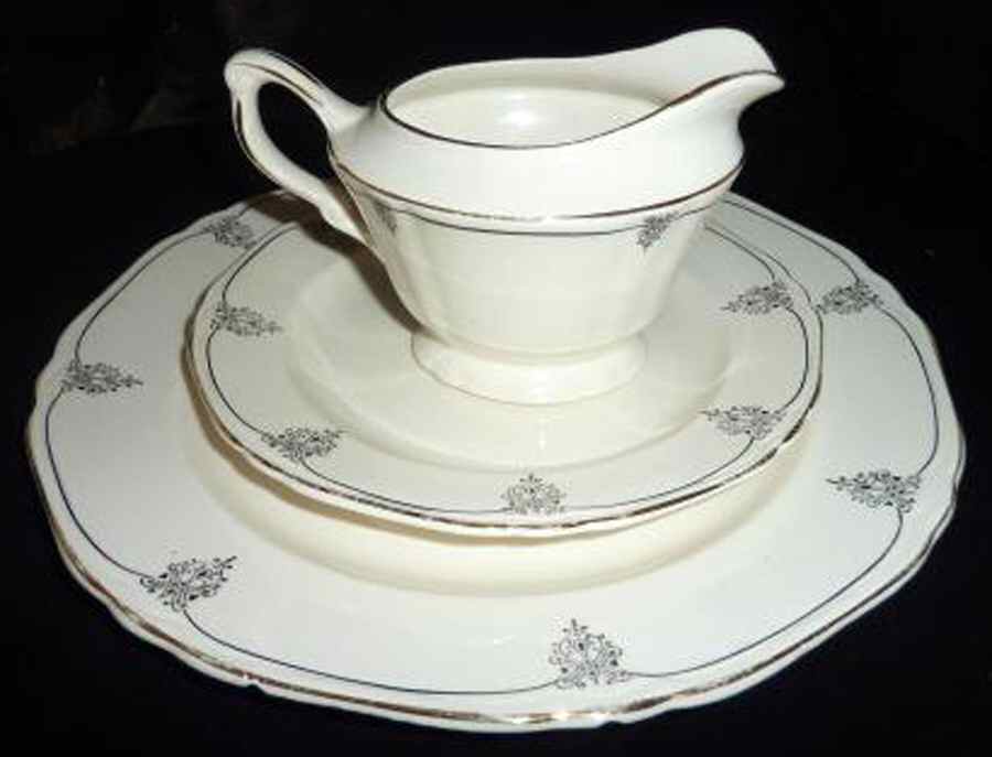56057 Creamer by Crown Potteries-1