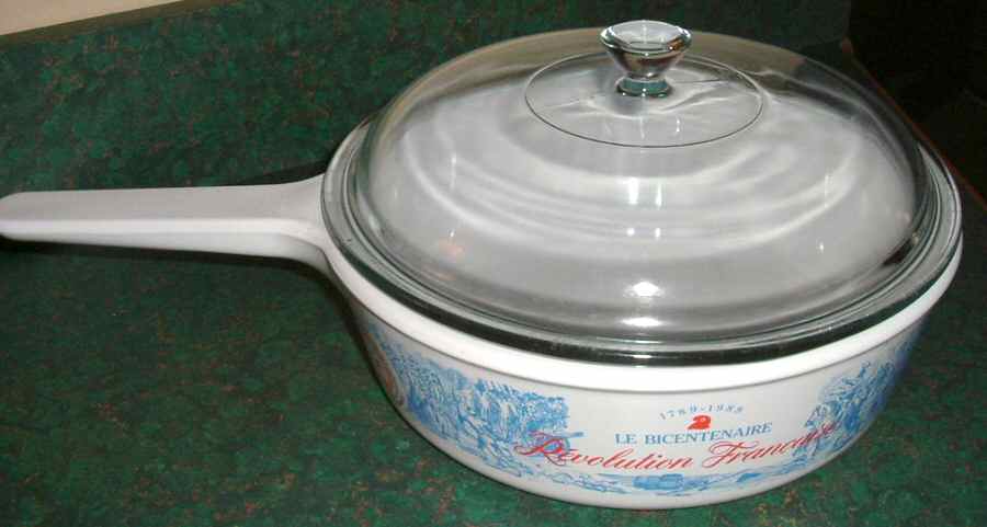 Visions (Promotional Items) 10" Skillet & Lid by Corning Corelle-1