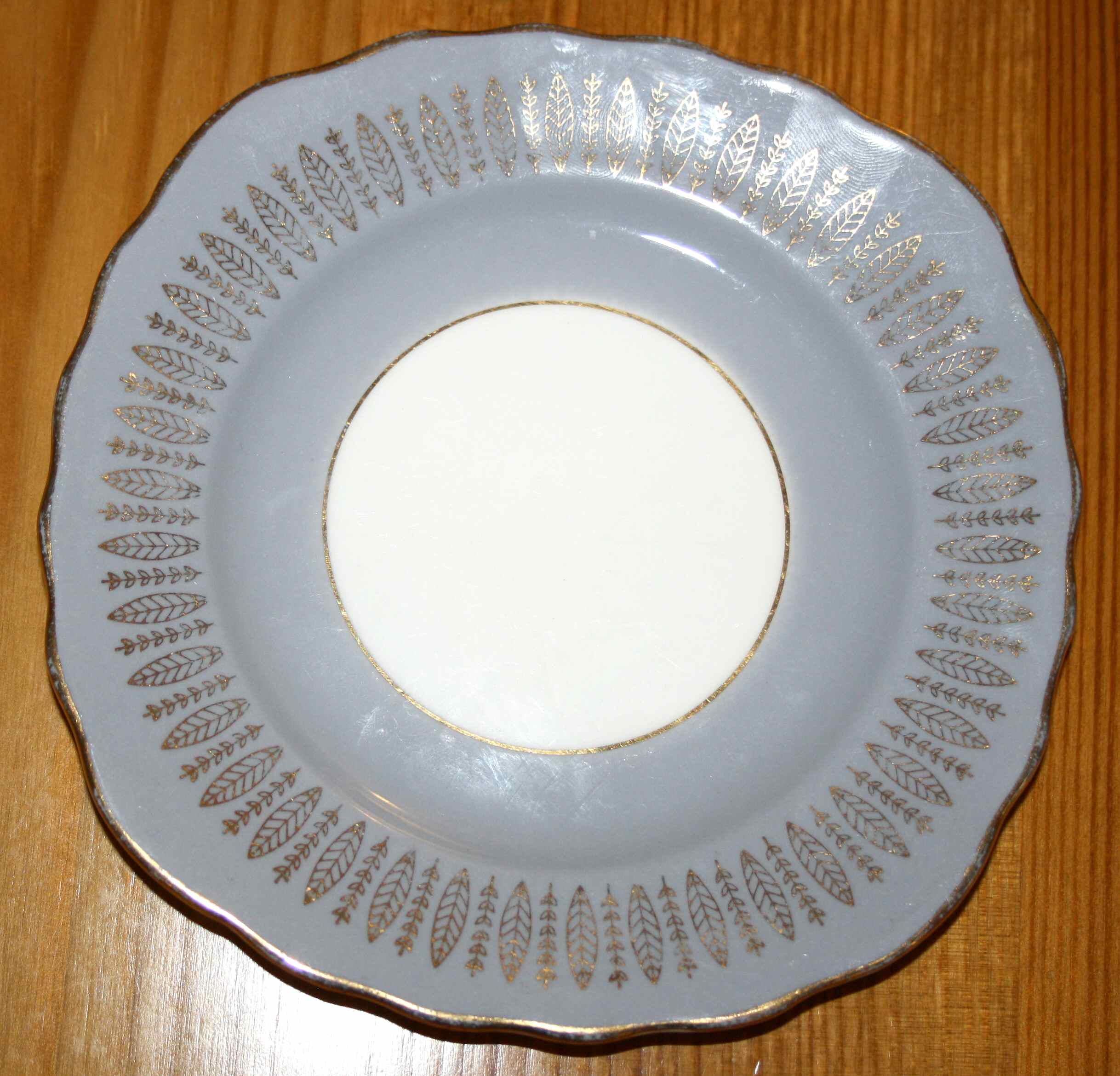 CLC101 Bread & Butter Plate by Colclough-1