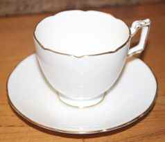 COA189 Footed Cup & Saucer Set by Coalport-1
