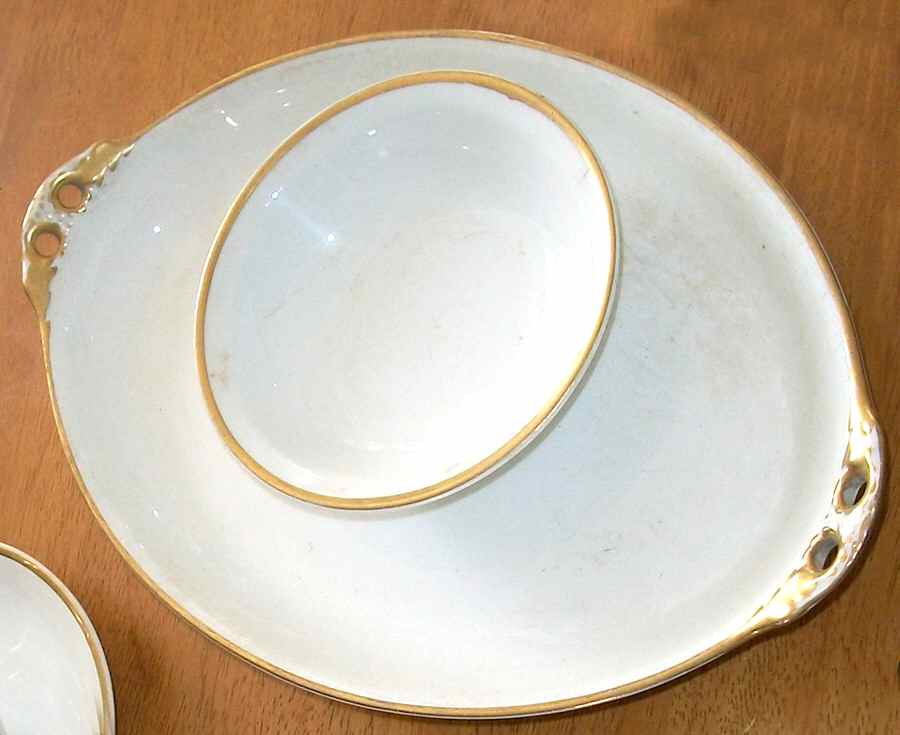 CAN256 14" Oval Serving Platter by Canonsburg-1