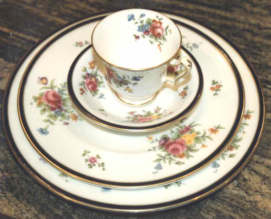 A8155 Luncheon Plate by Crown Staffordshire-1