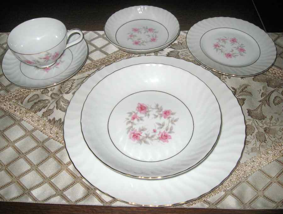 CTH3 Coupe Soup Bowl by Cheltenham-1