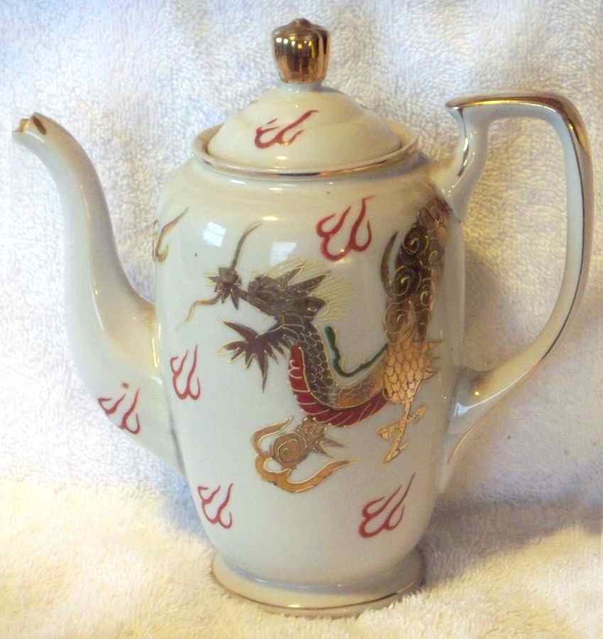 CRF28 Coffee Pot & Lid by Craftsman (Japan)-1
