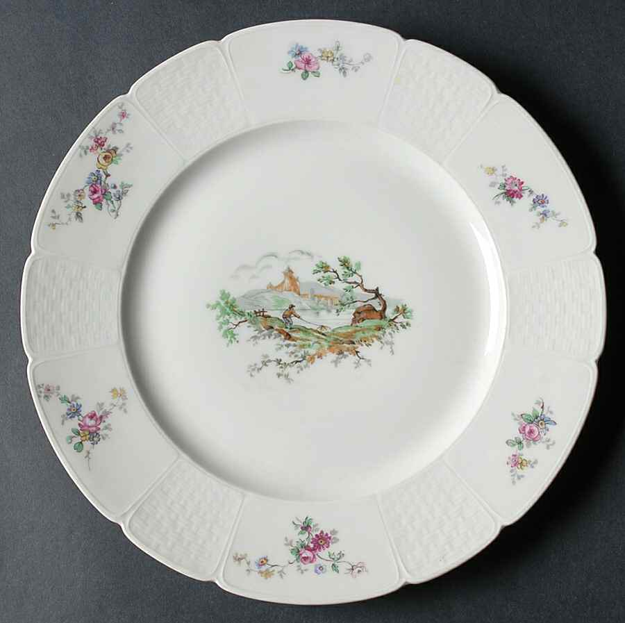 CHF1618 Dinner Plate by Charles Field Haviland-1