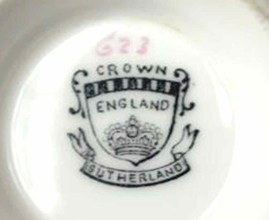 623 (Scalloped) Footed Cup by Crown Sutherland-1