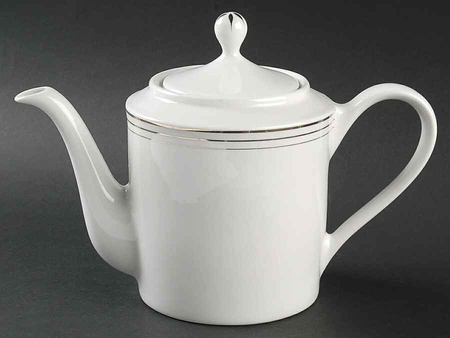 C5O1 Coffee Pot & Lid by Compton Fine China-1