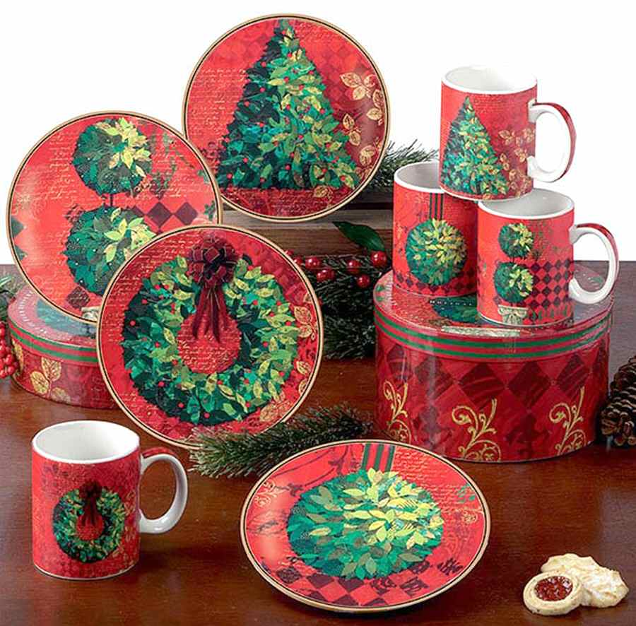 Holiday Traditions Salad/Dessert Plate by Certified International-1