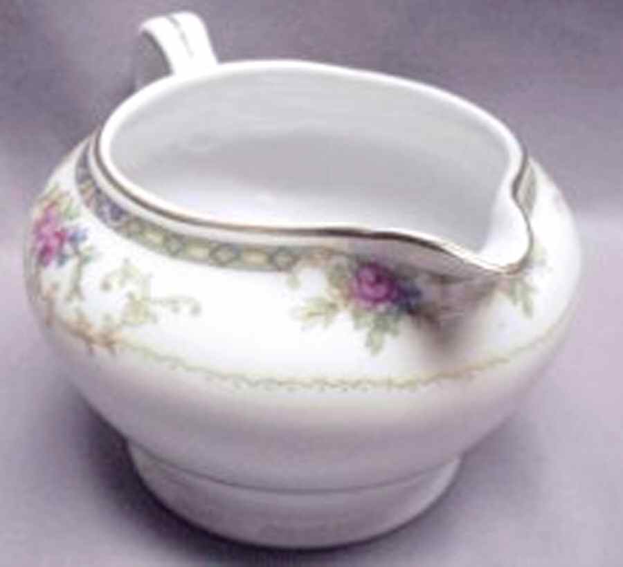 Priscilla Creamer by Chateau-1