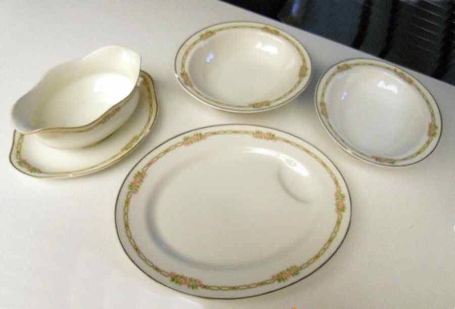 CHF1644 14" Oval Serving Platter by Charles Field Haviland-1