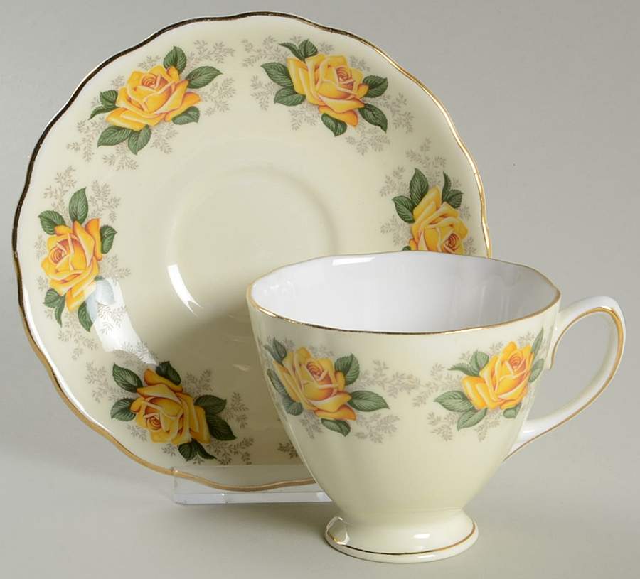 7681 Footed Cup & Saucer Set by Colclough-1