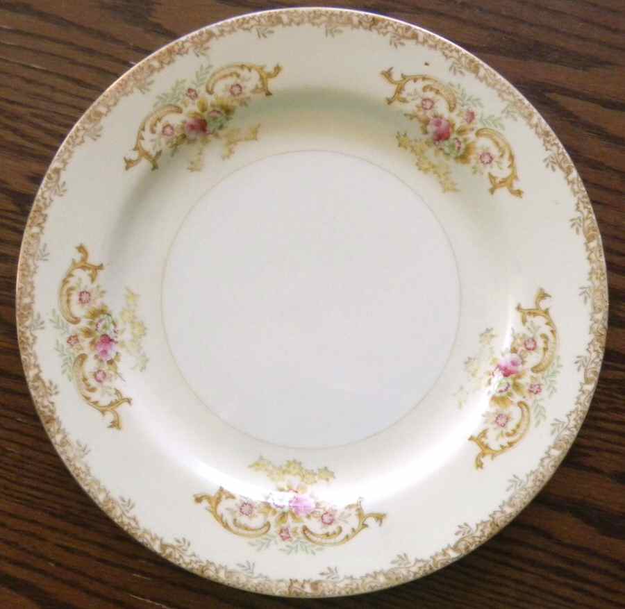 CST14 Dinner Plate by Crescent (Japan)-1