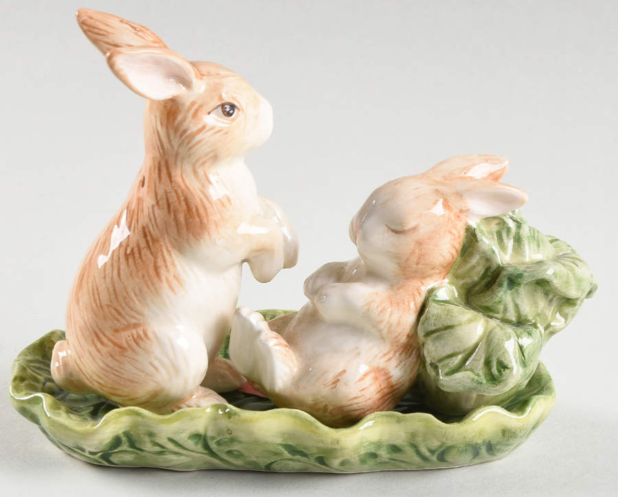 Easter Treasures Figural Salt & Pepper Set by Cracker Barrel-1