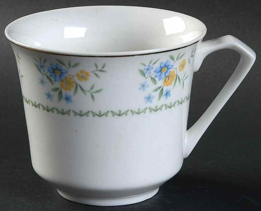 CX585 Footed Cup by China (Made in China)-1