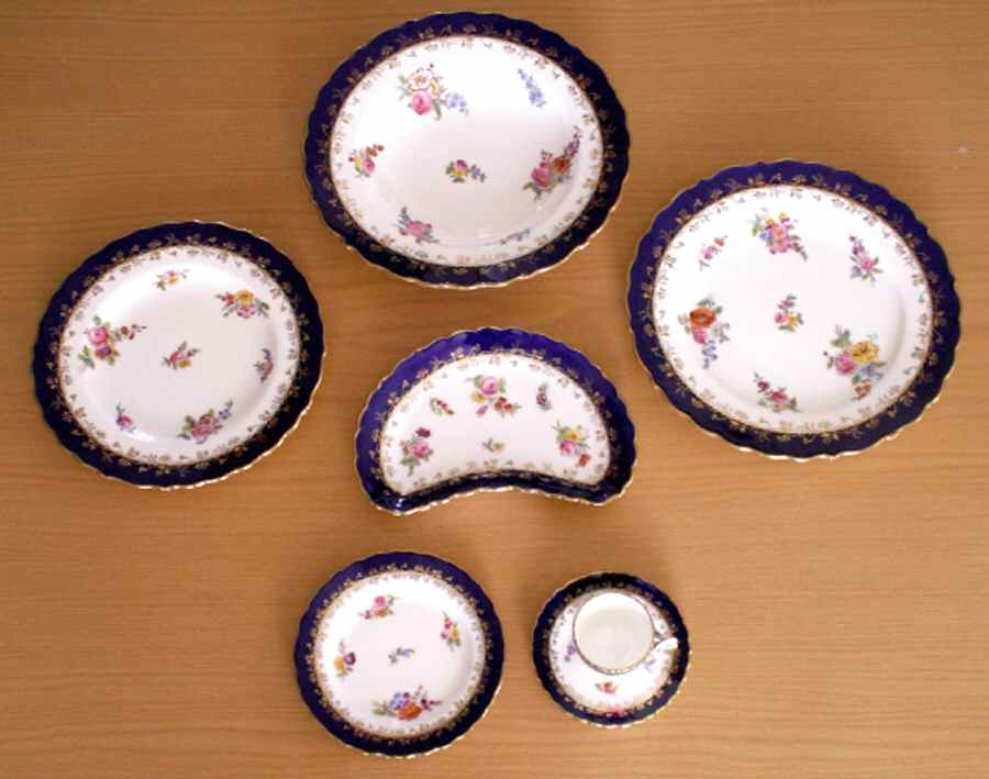 COA194 Dinner Plate by Coalport-1