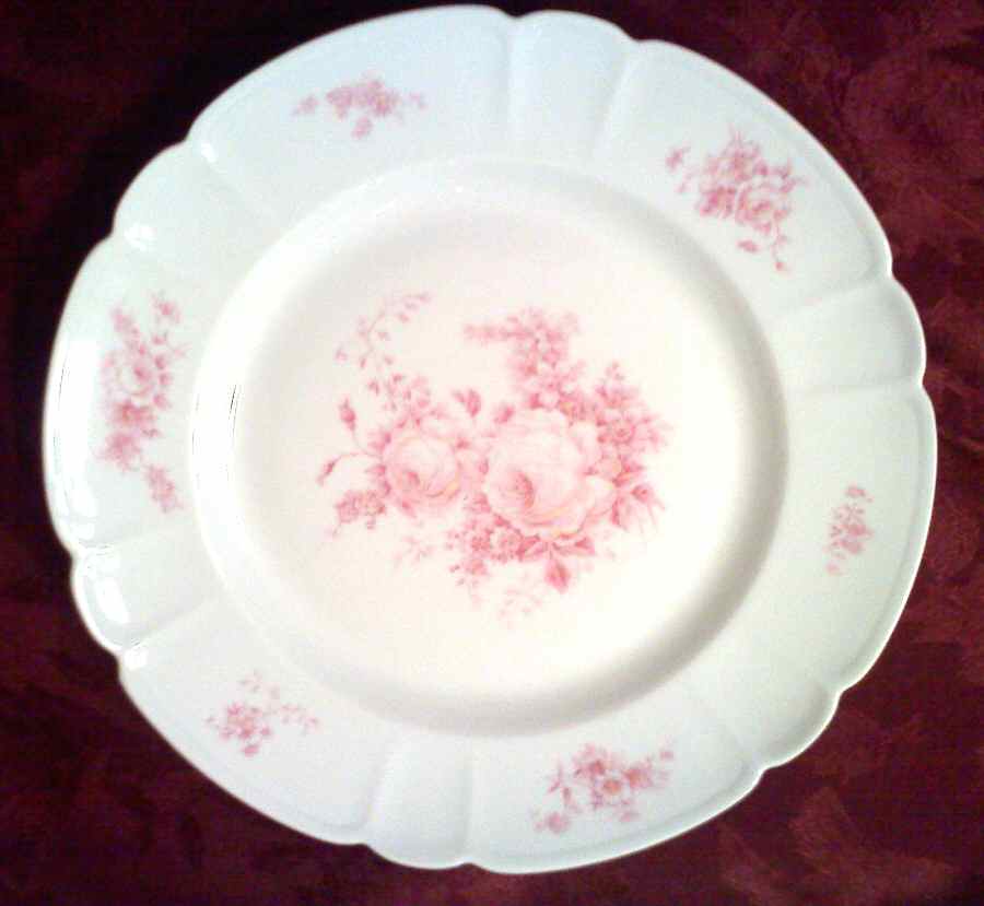 CHF1669 Dinner Plate by Charles Field Haviland-1
