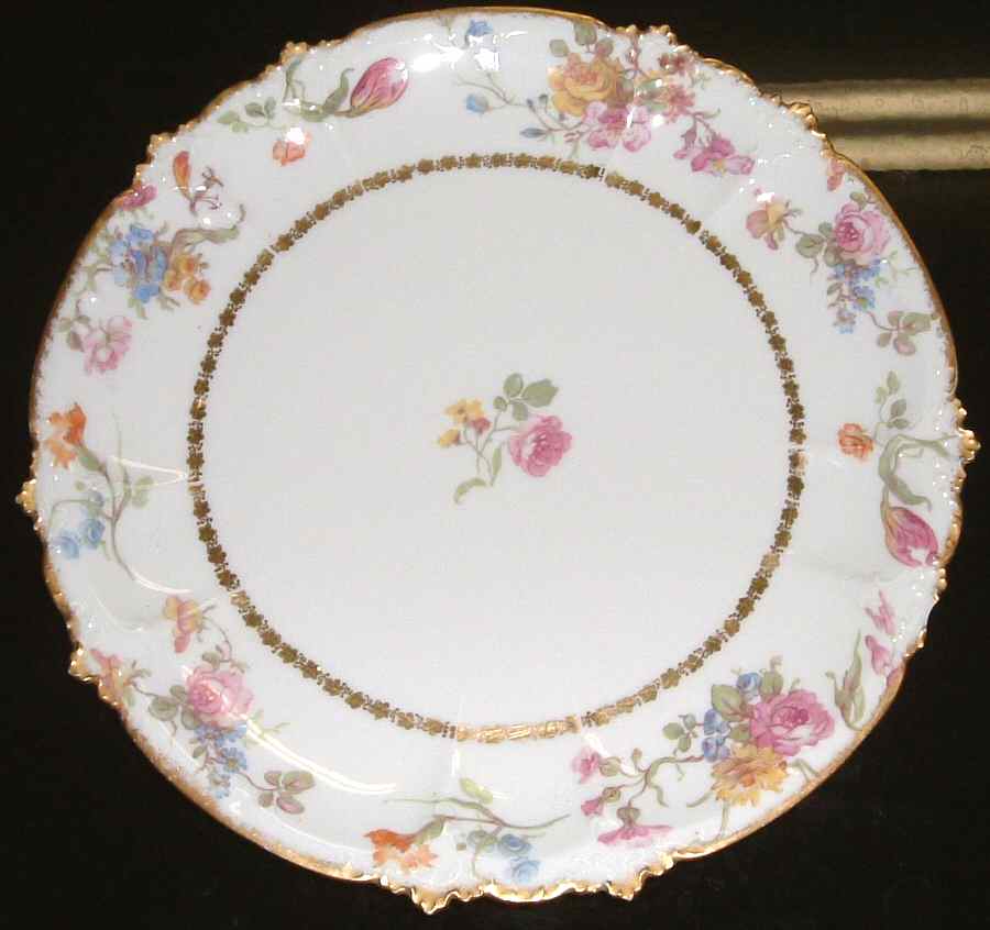 CHF1671 Dinner Plate by Charles Field Haviland-1