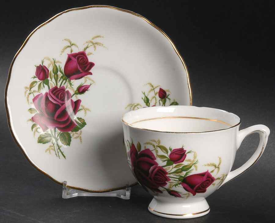 7556 Footed Cup & Saucer Set by Colclough-1