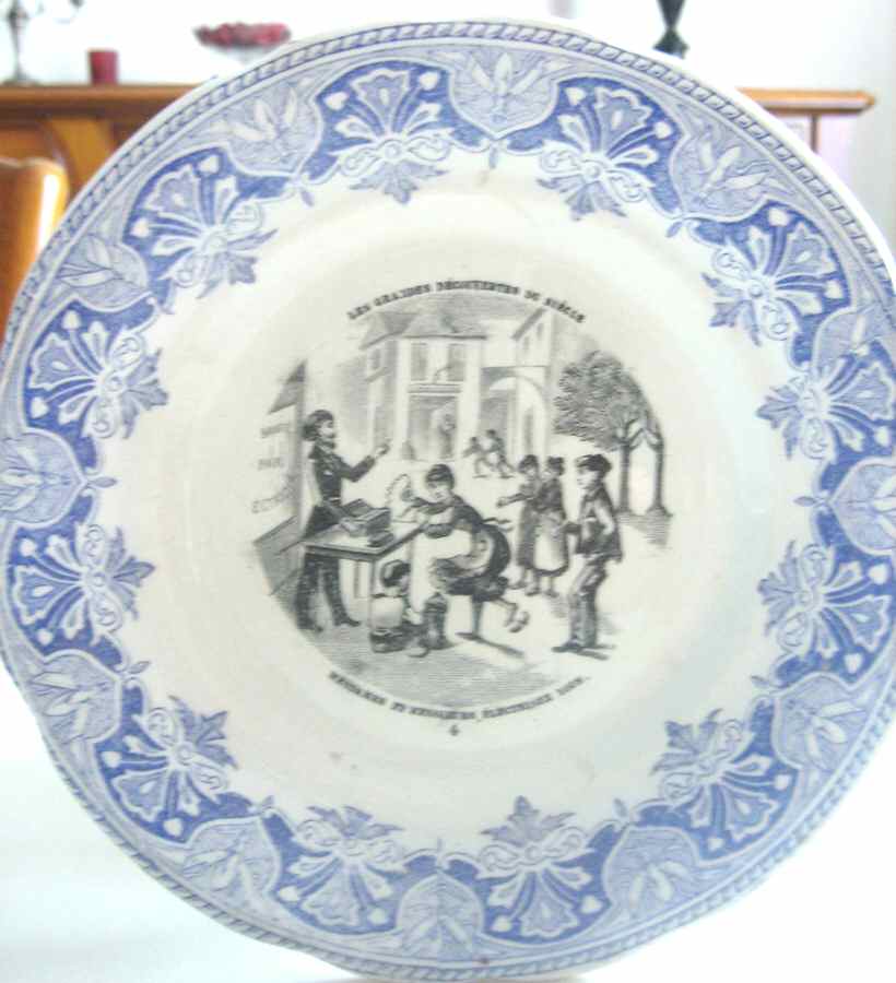 CRU7 Dinner Plate by Creil & Montereau-1