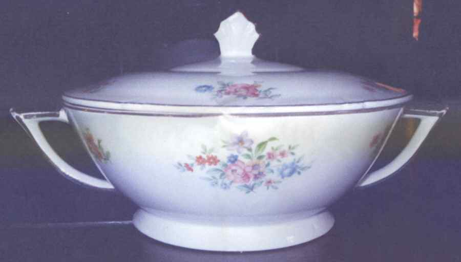 La Belle Rose Round Covered Vegetable by Cronin-1