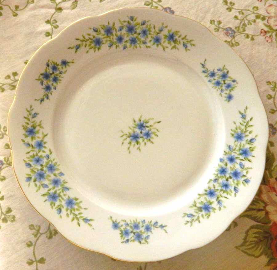Condia Dinner Plate by Cmielow (Poland)-1