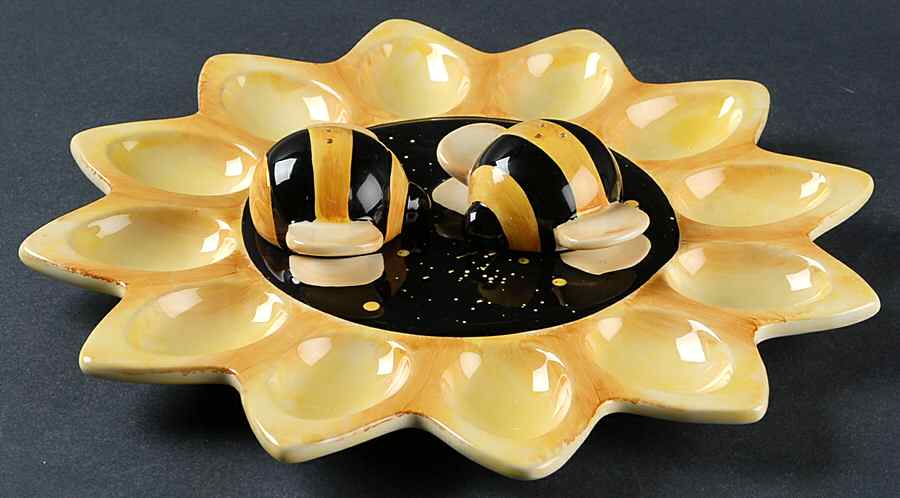 Oh Happy Day Figural Deviled Egg Plate with Salt & Pepper by Certified International-1