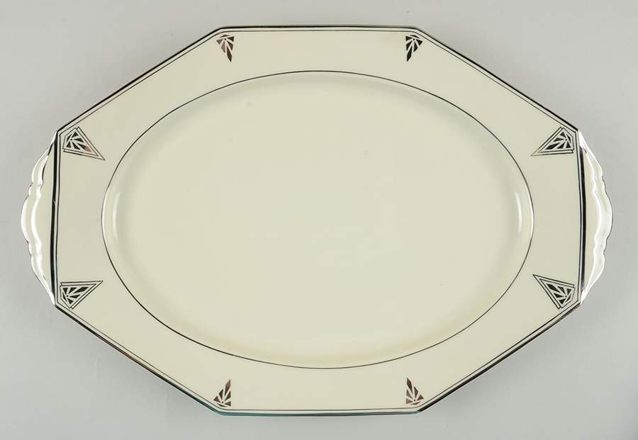 Deauville (White, Rounded Octagonal) 15" Oval Serving Platter by Community-1