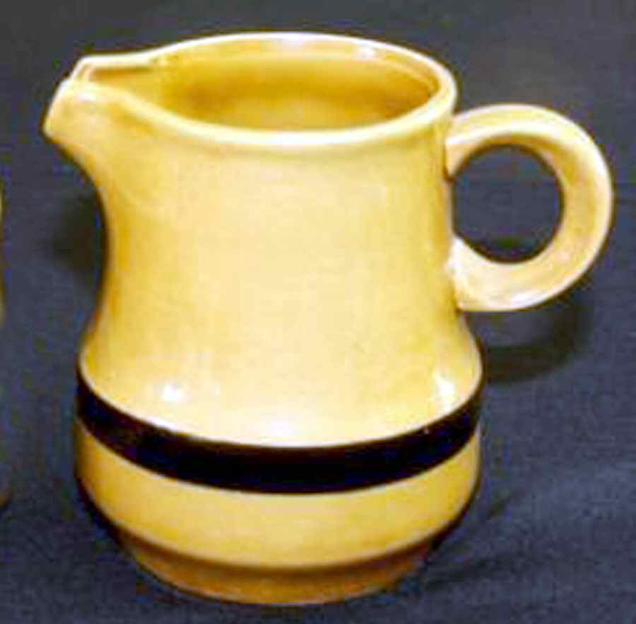 Cascade Creamer by Crest-Stone (Japan)-1