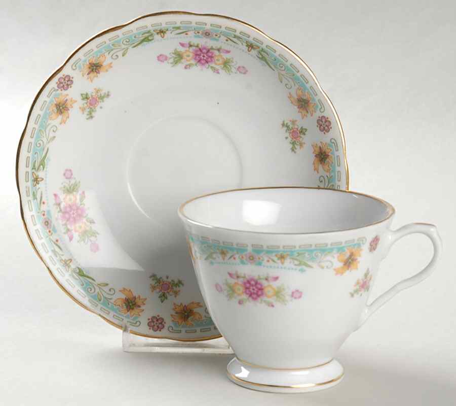 CX619 Footed Cup & Saucer Set by China (Made in China)-1